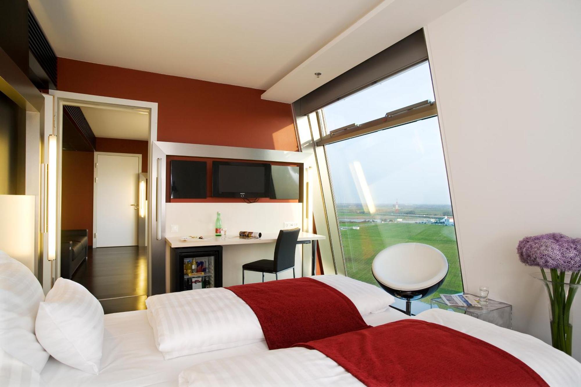 Panoramic Suite,565064223:JPEG
