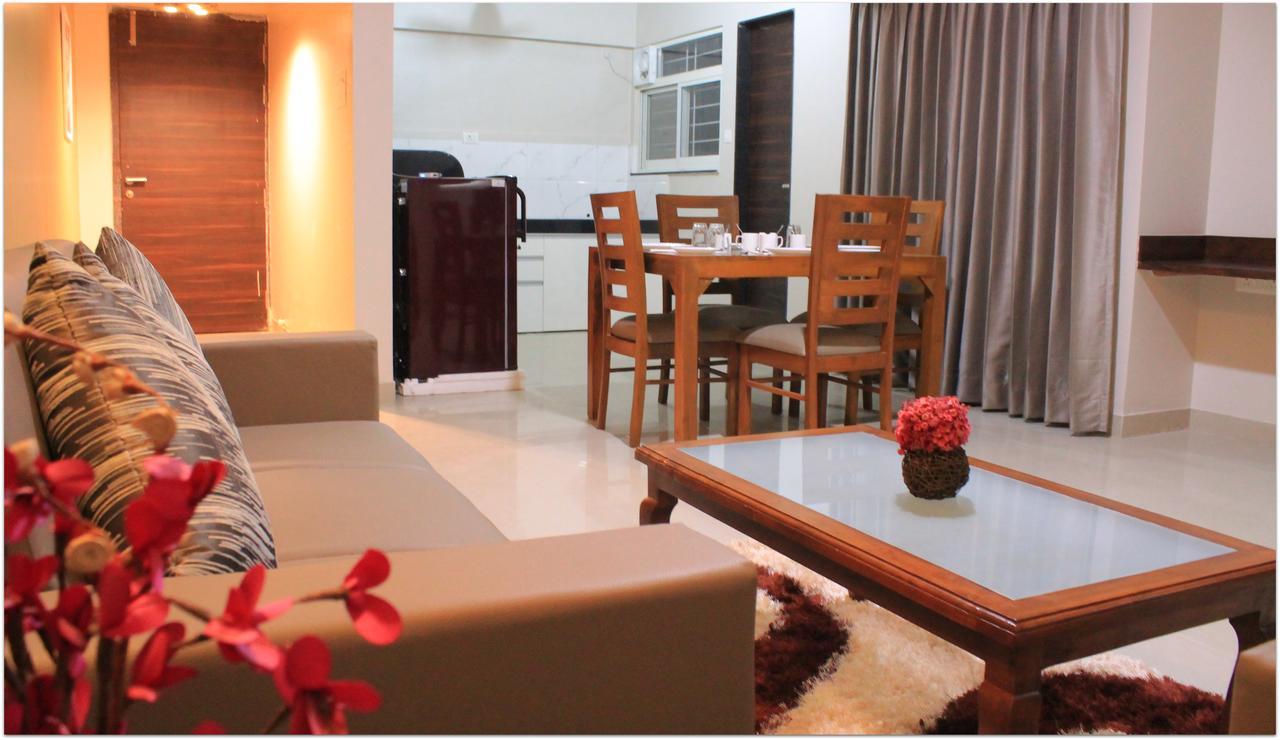Deluxe Two-Bedroom Apartment