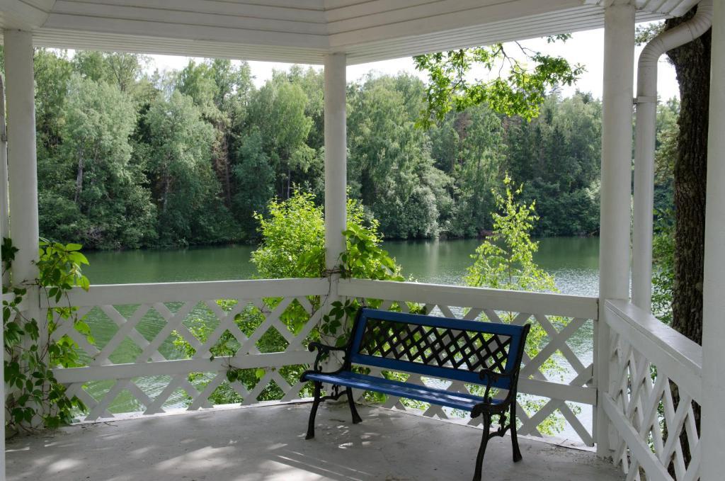 Double or Twin Room with Lake View