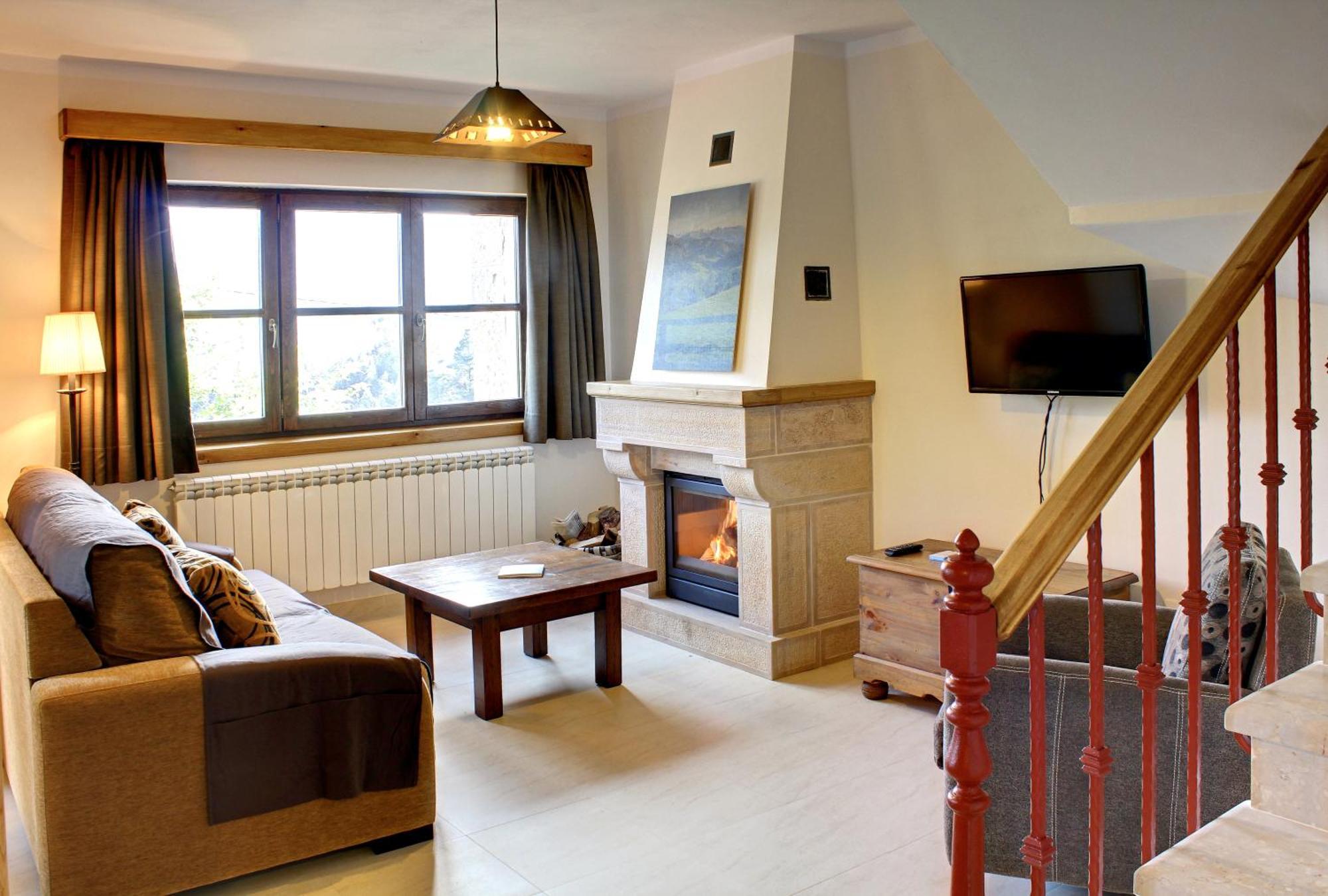 Two-Bedroom Apartment (400m from the hotel)