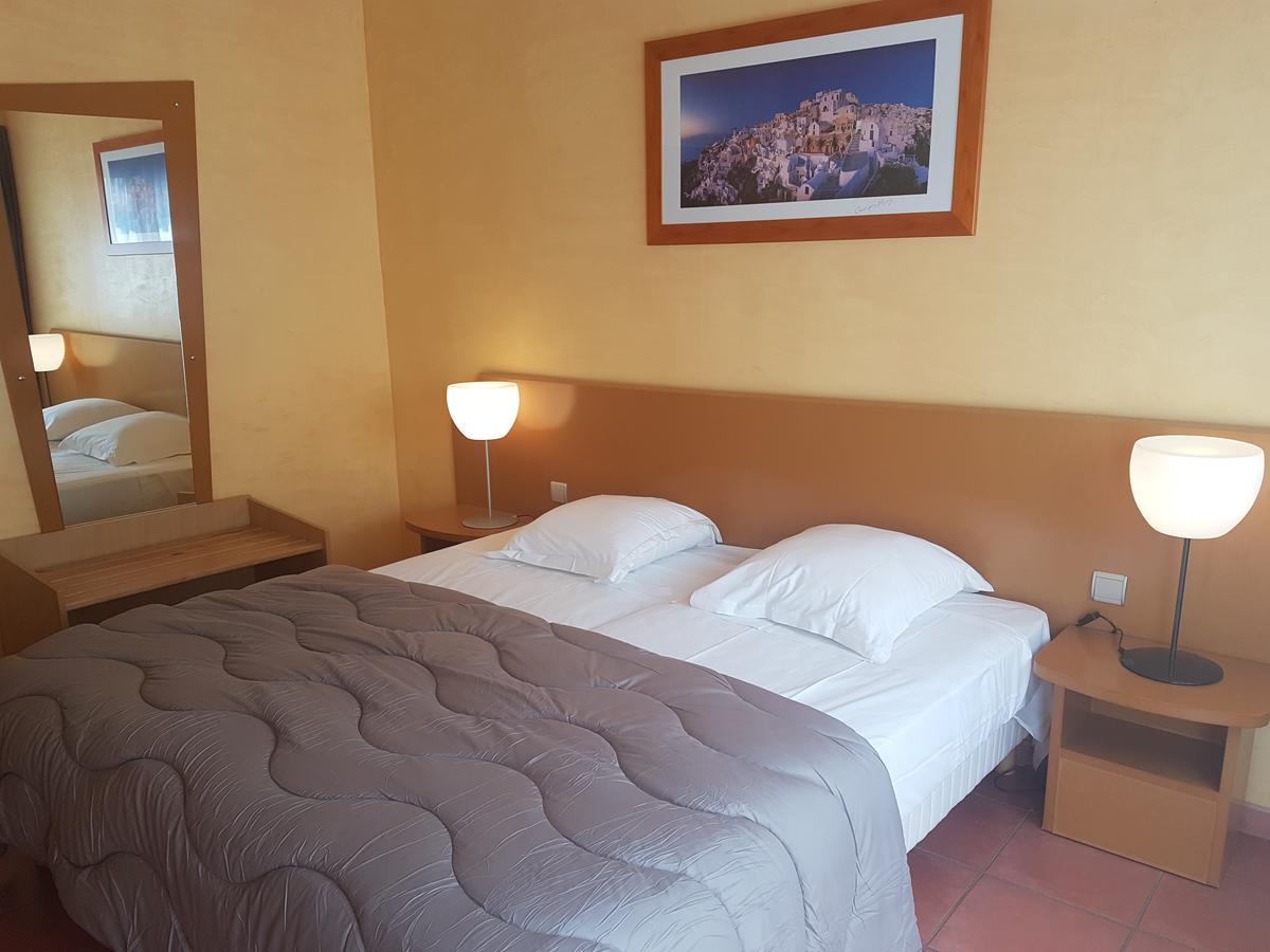 Double Room,596449260:JPEG