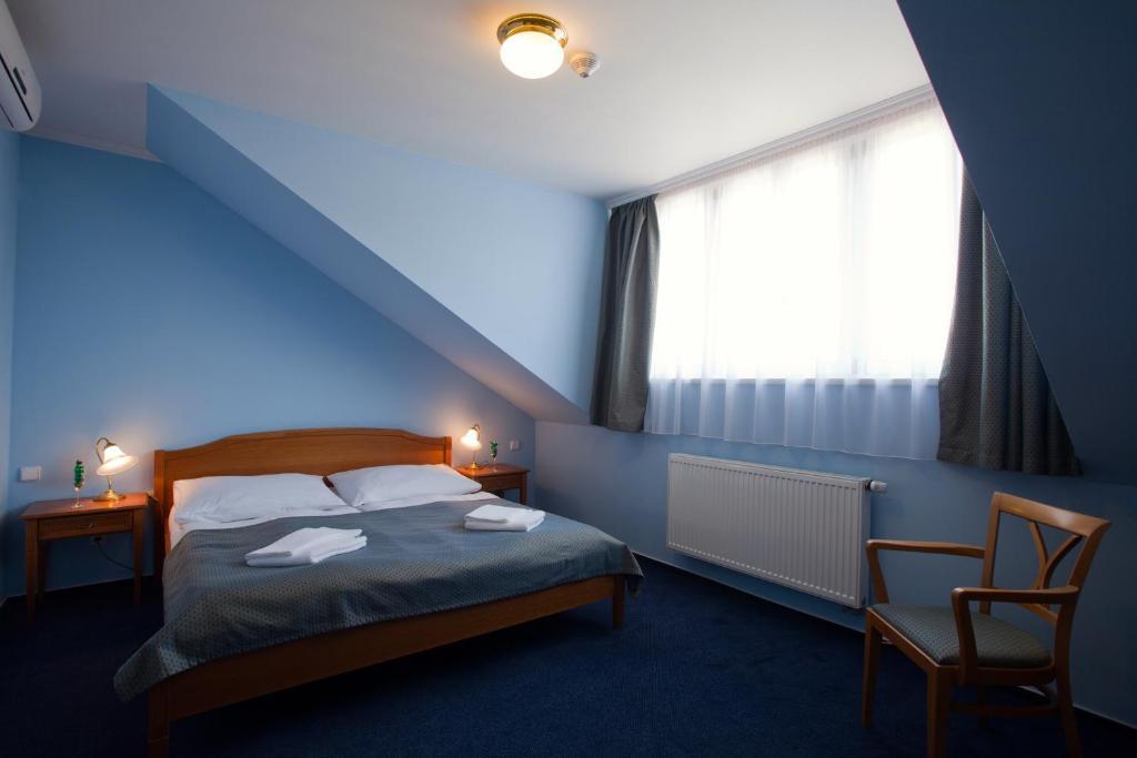 Superior Double Room with Air Conditioning