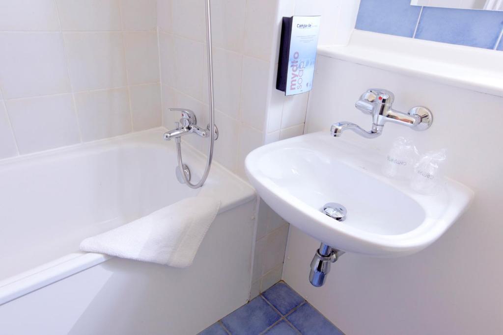 Double Room,1328649230:JPEG