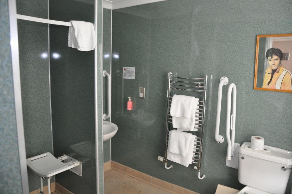 Double or Twin Room Disability Access