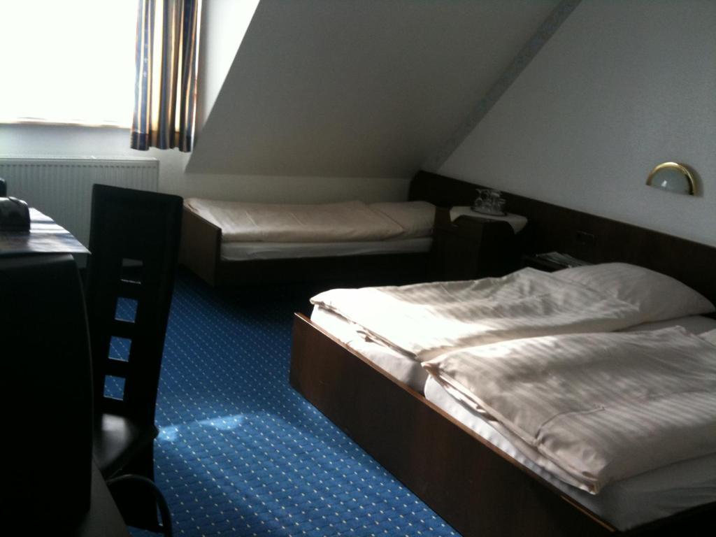 Classic Quadruple Room,1310641219:JPEG
