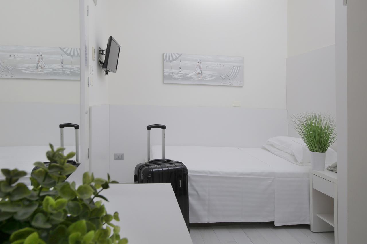 Single Room,613765200:JPEG