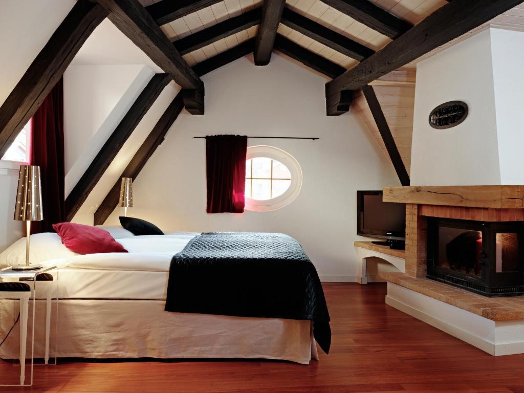Junior Suite,1498629742:JPEG