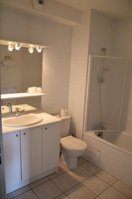 Apartment,379642063:JPEG