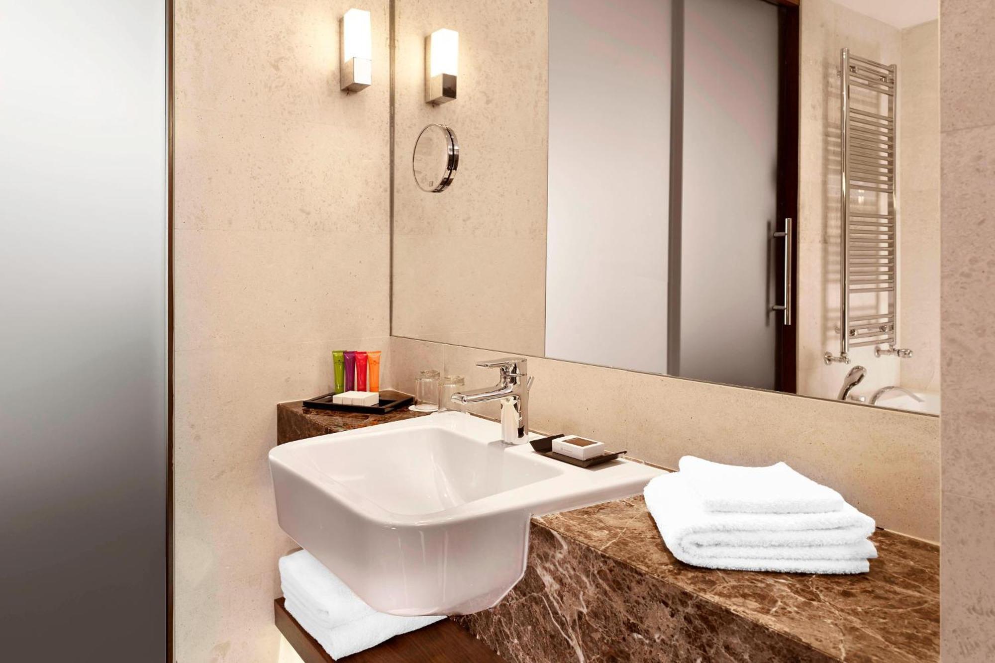 Deluxe King Room, Guest room, 1 King