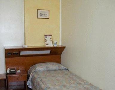 Single Room,94989578:JPEG