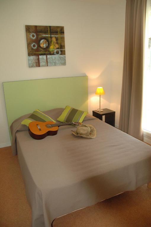 Studio Apartment,62399332:JPEG