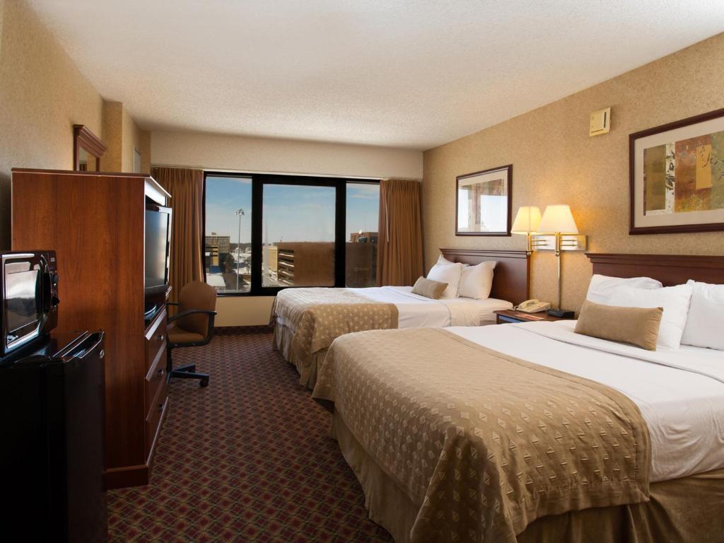 Queen Room Two Queen Beds