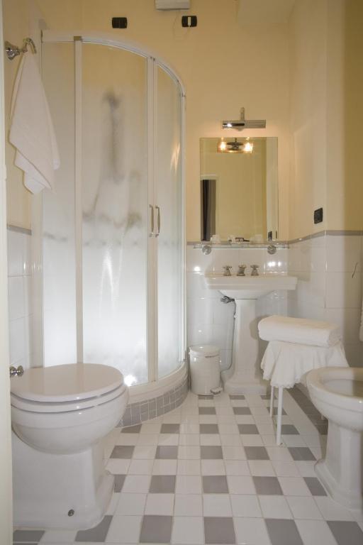 Apartment with 2 bedrooms and view of the Dome of the Cathedral (4 Adults)