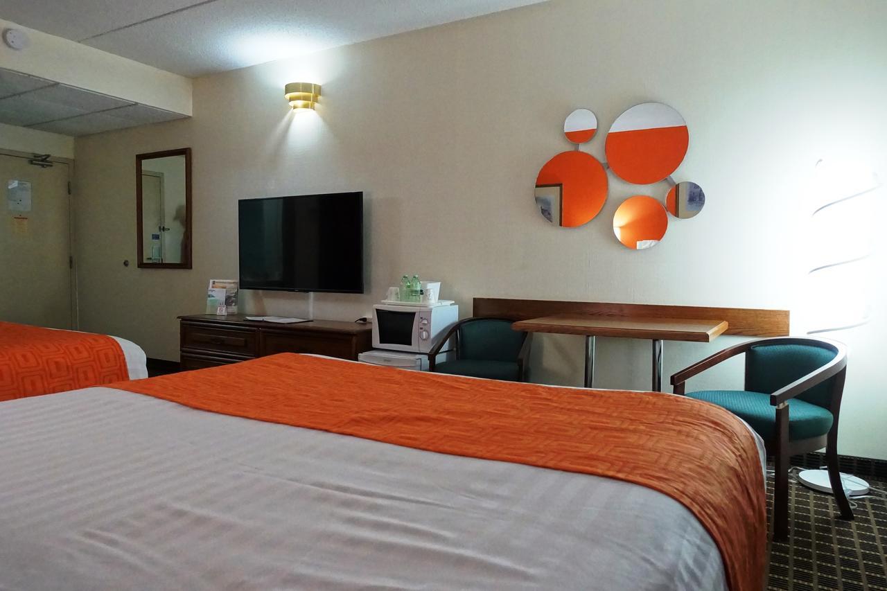 Studio Suite Two Queen Beds Non-Smoking