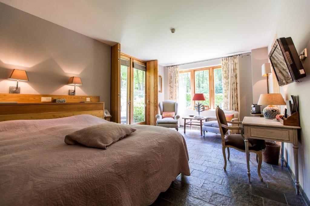 Deluxe Room,632179293:JPEG