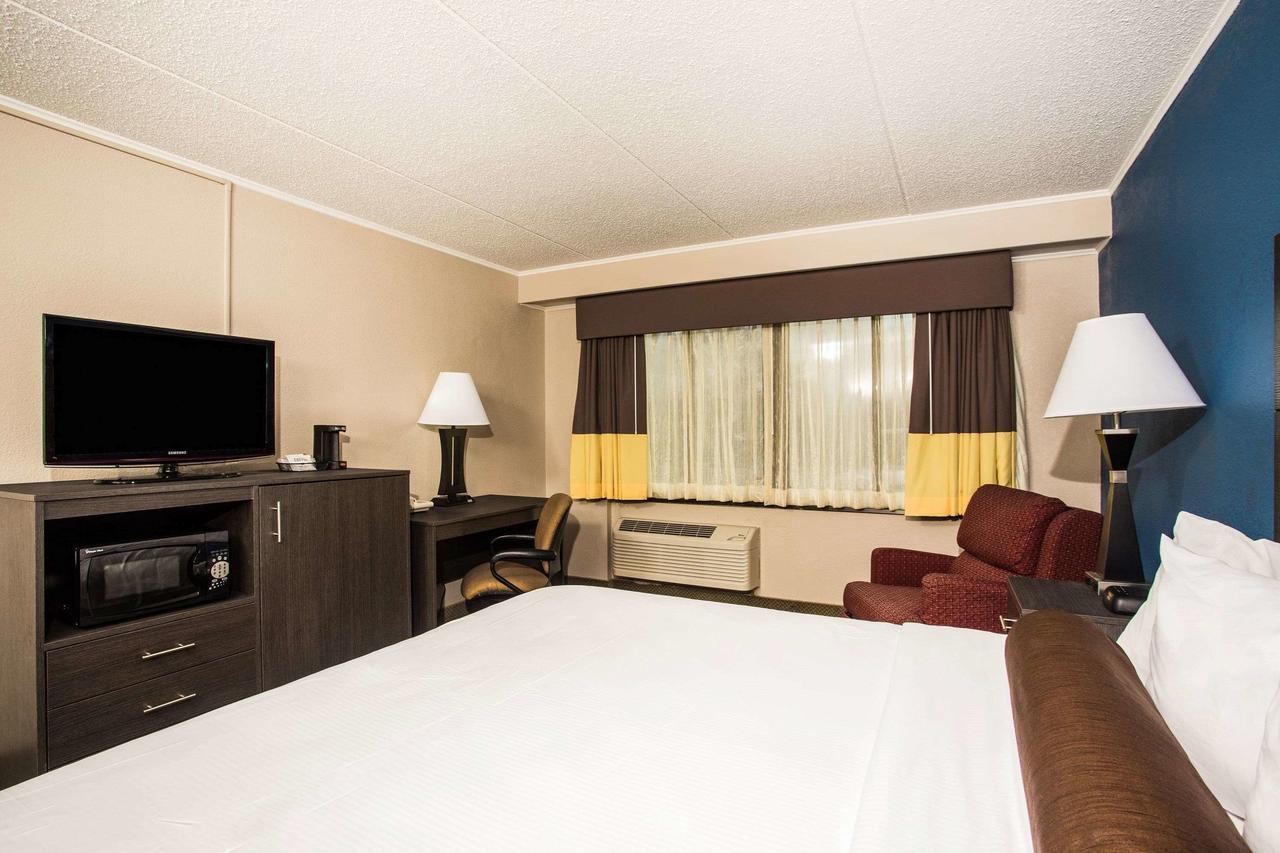 King Room - Non-Smoking