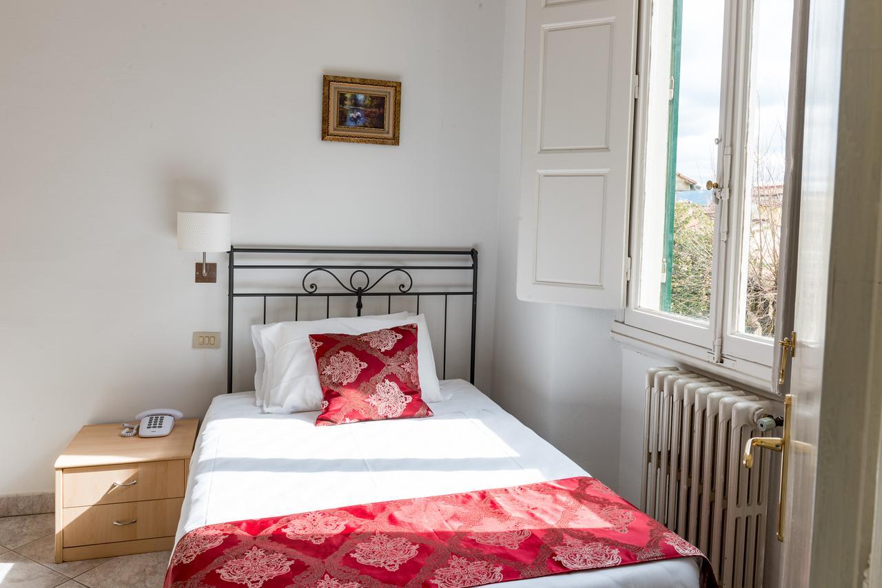 Superior Single Room,631295496:JPEG