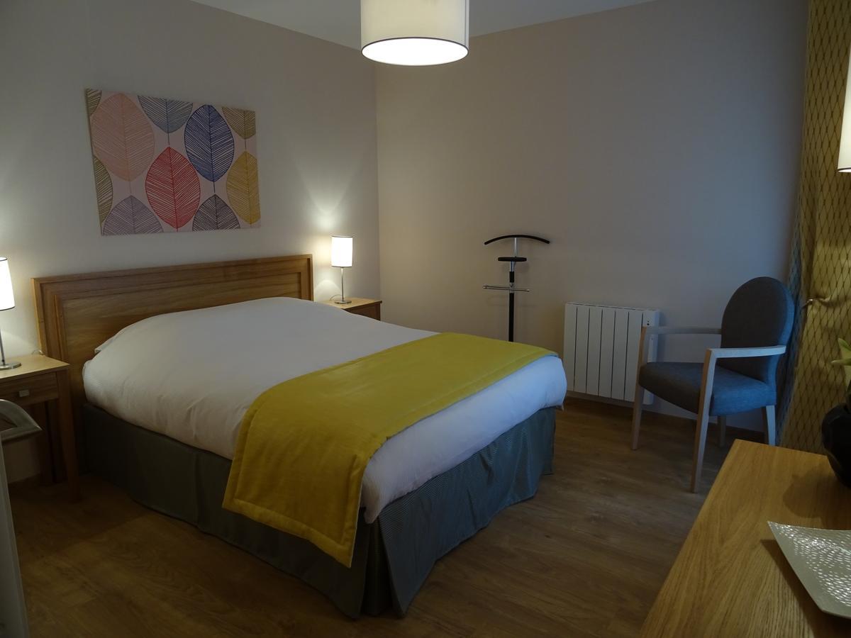 Standard Apartment,631267107:JPEG