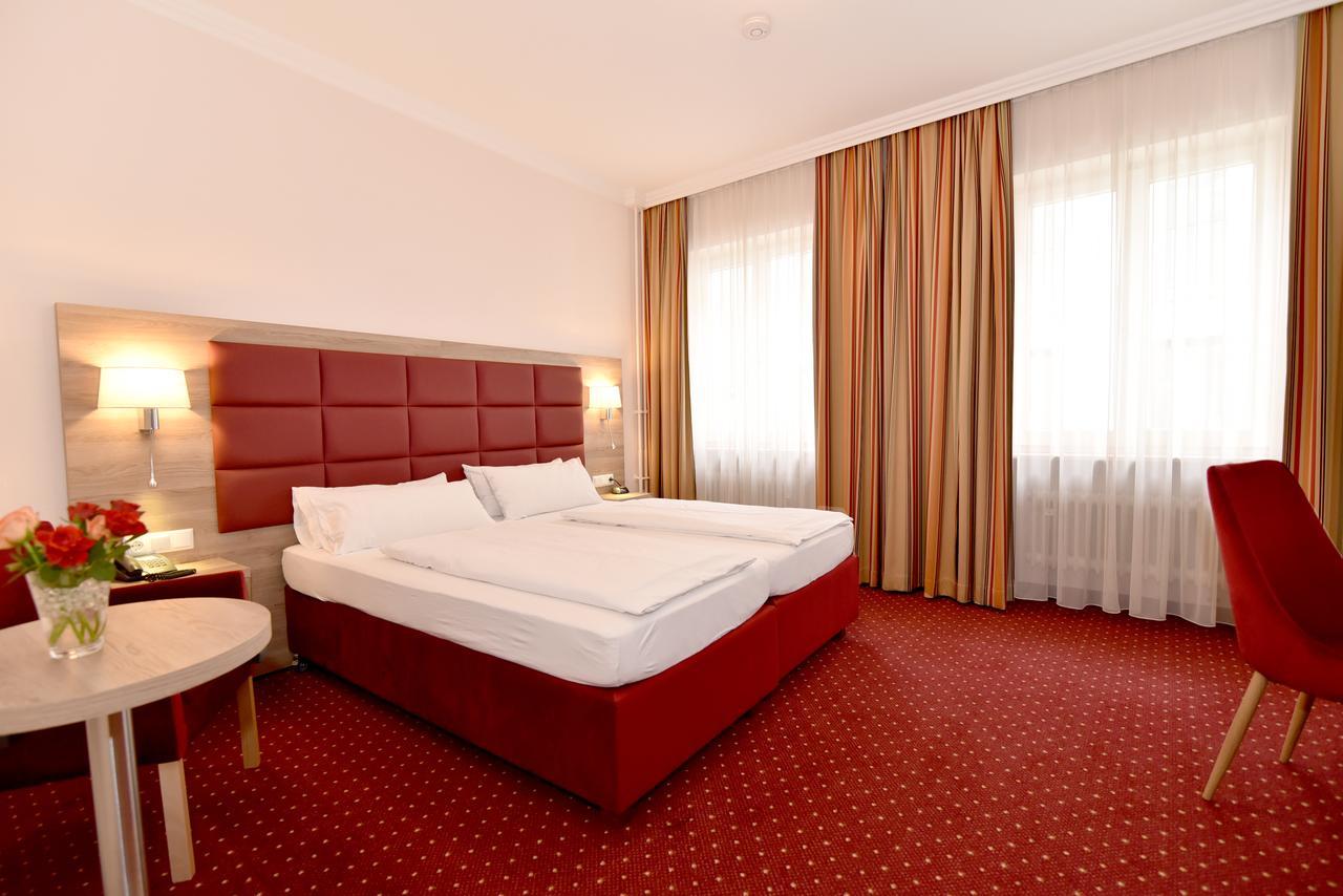 Double Room,631559199:JPEG