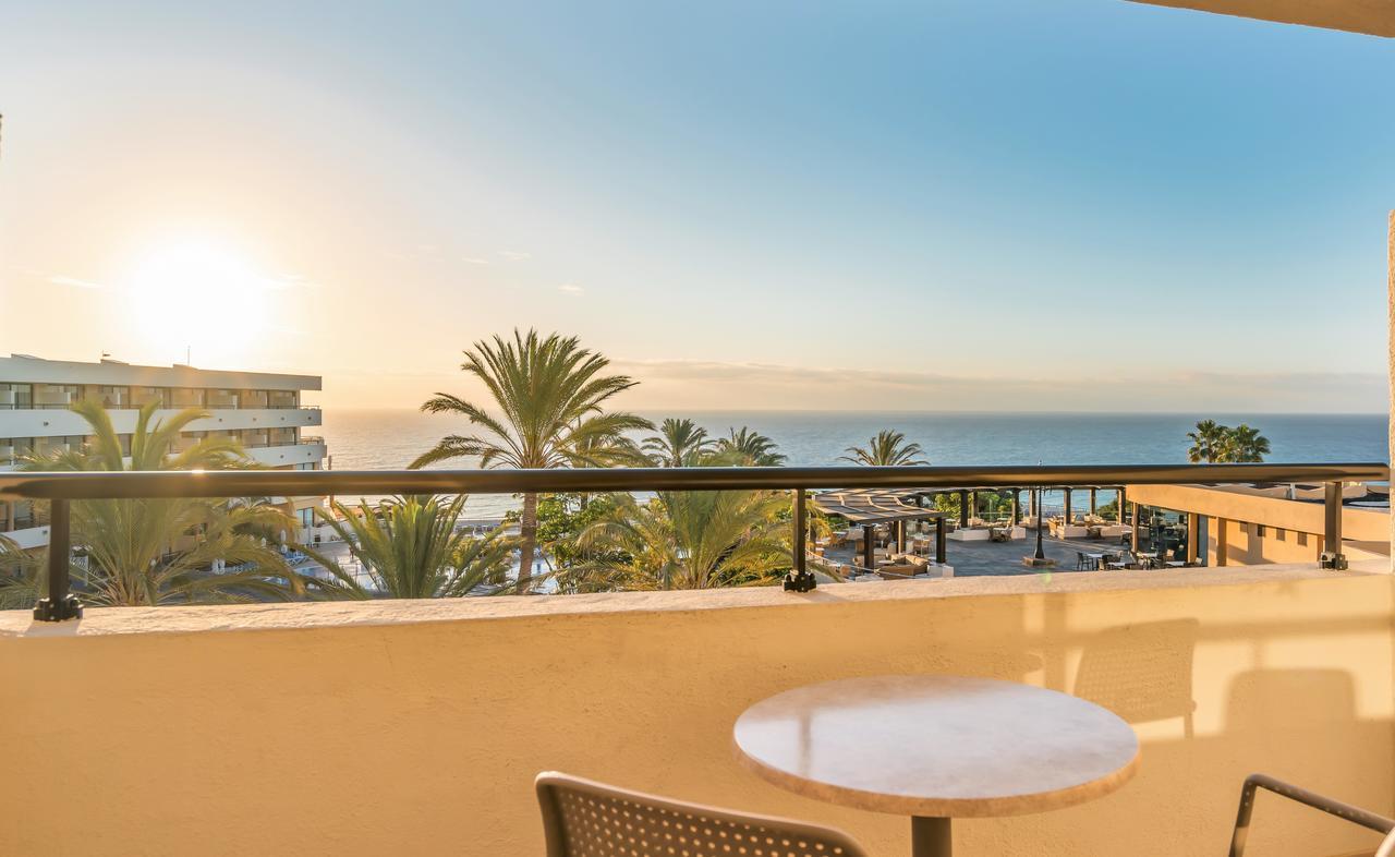 Quarto Twin com Vista Mar Parcial