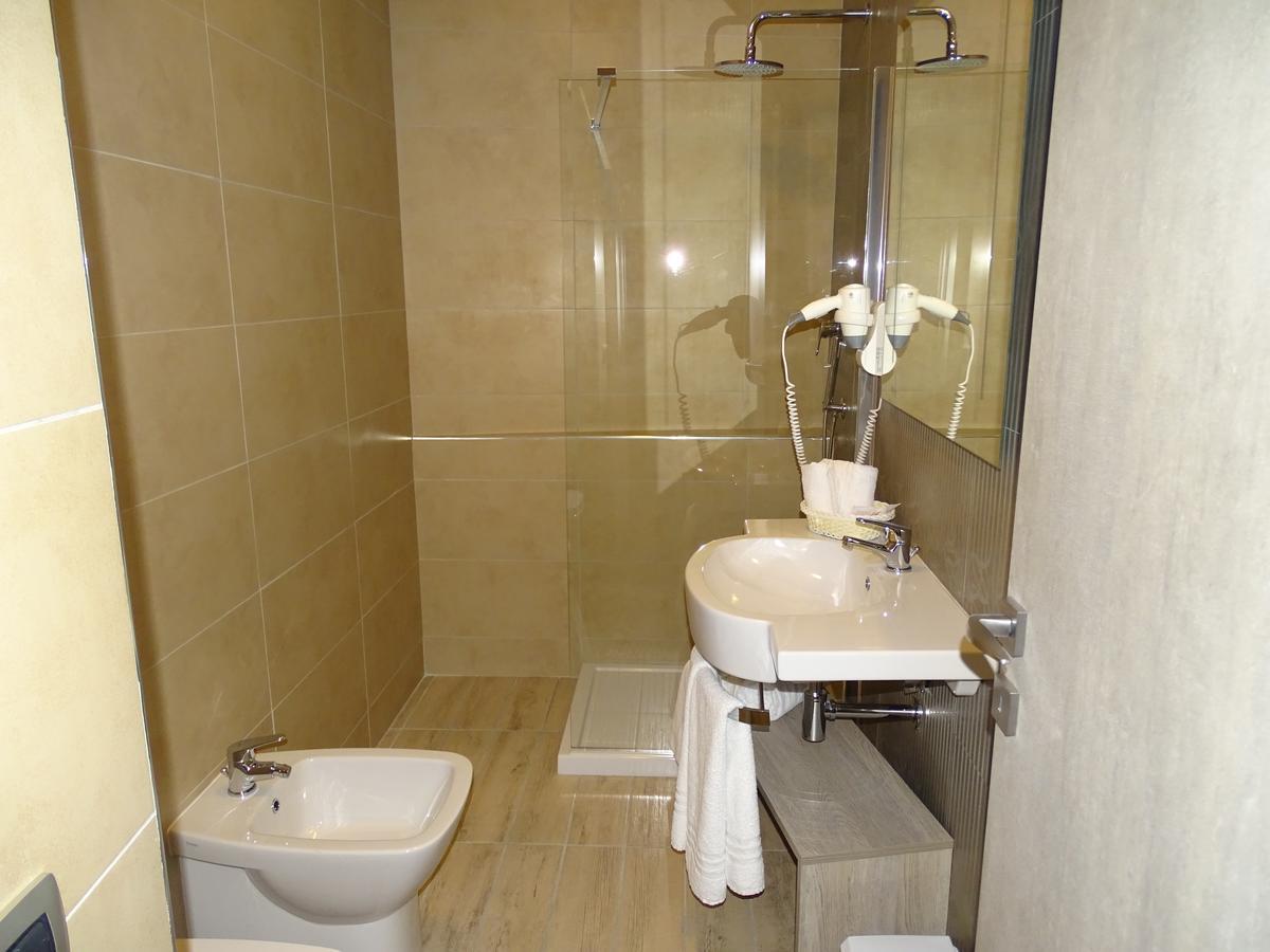 Camera Quadrupla con Bagno Privato