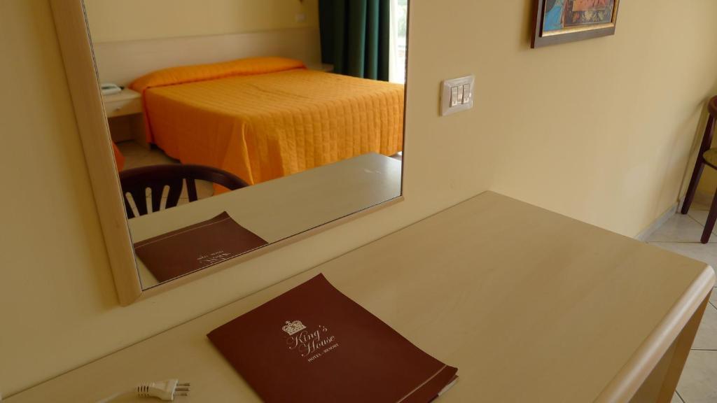 Triple Room,63553069:JPEG