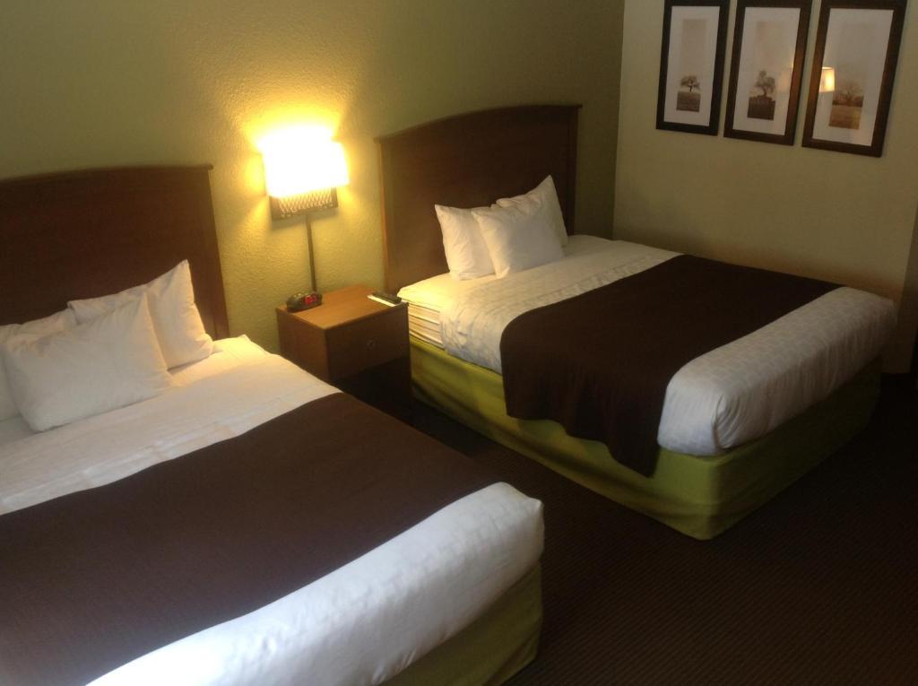 Queen Room with Two Queen Beds