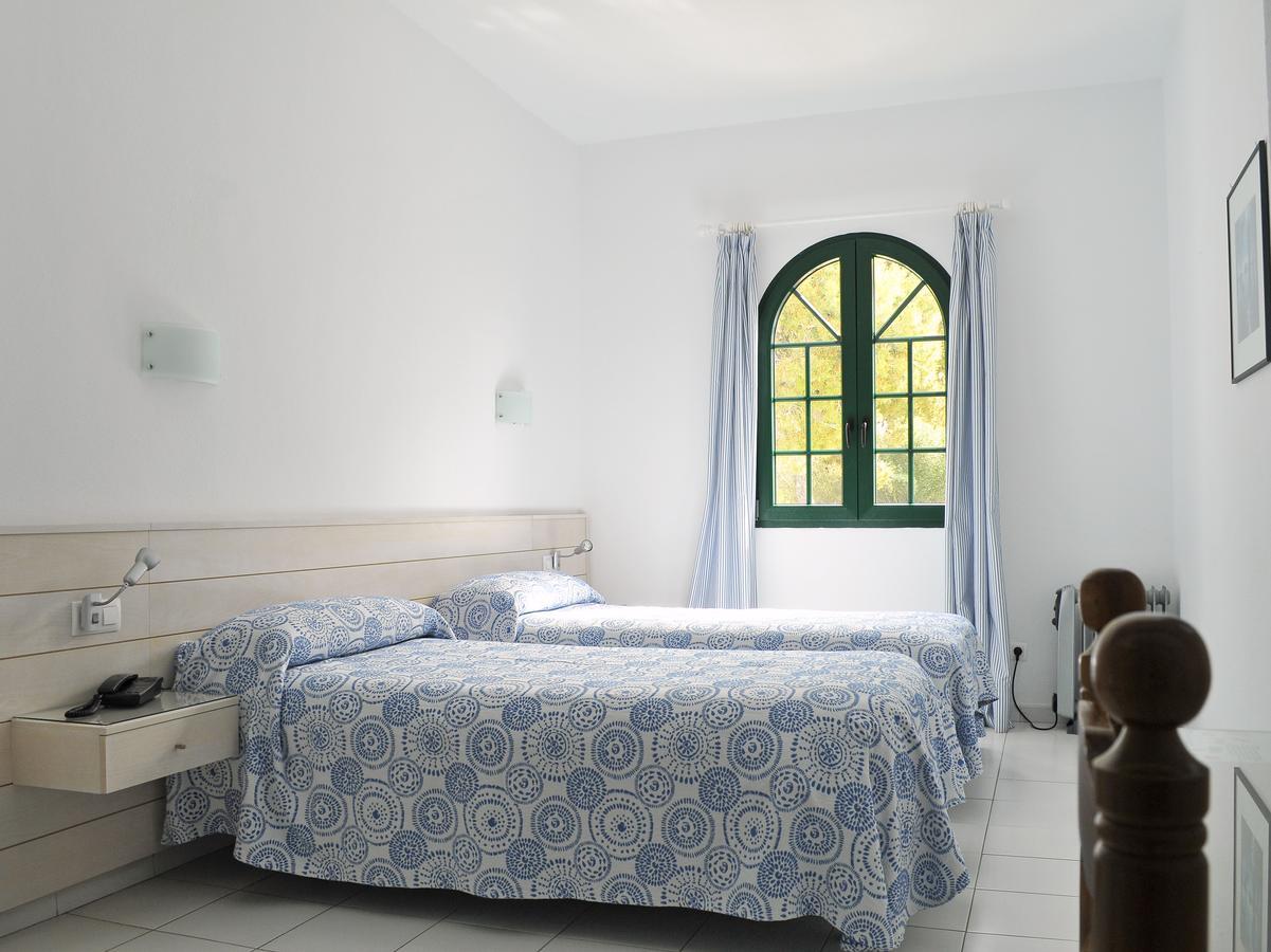 Double or Twin Room,1113563628:JPEG