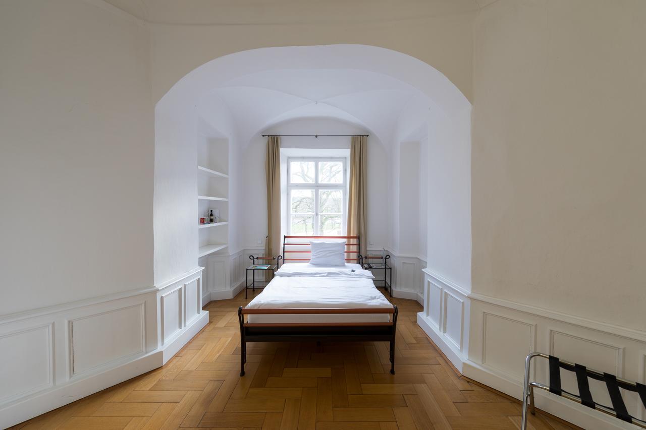 Single Room Castle