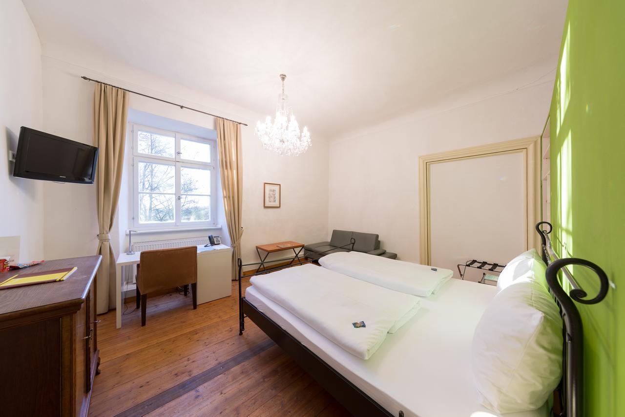 Double Room Castle