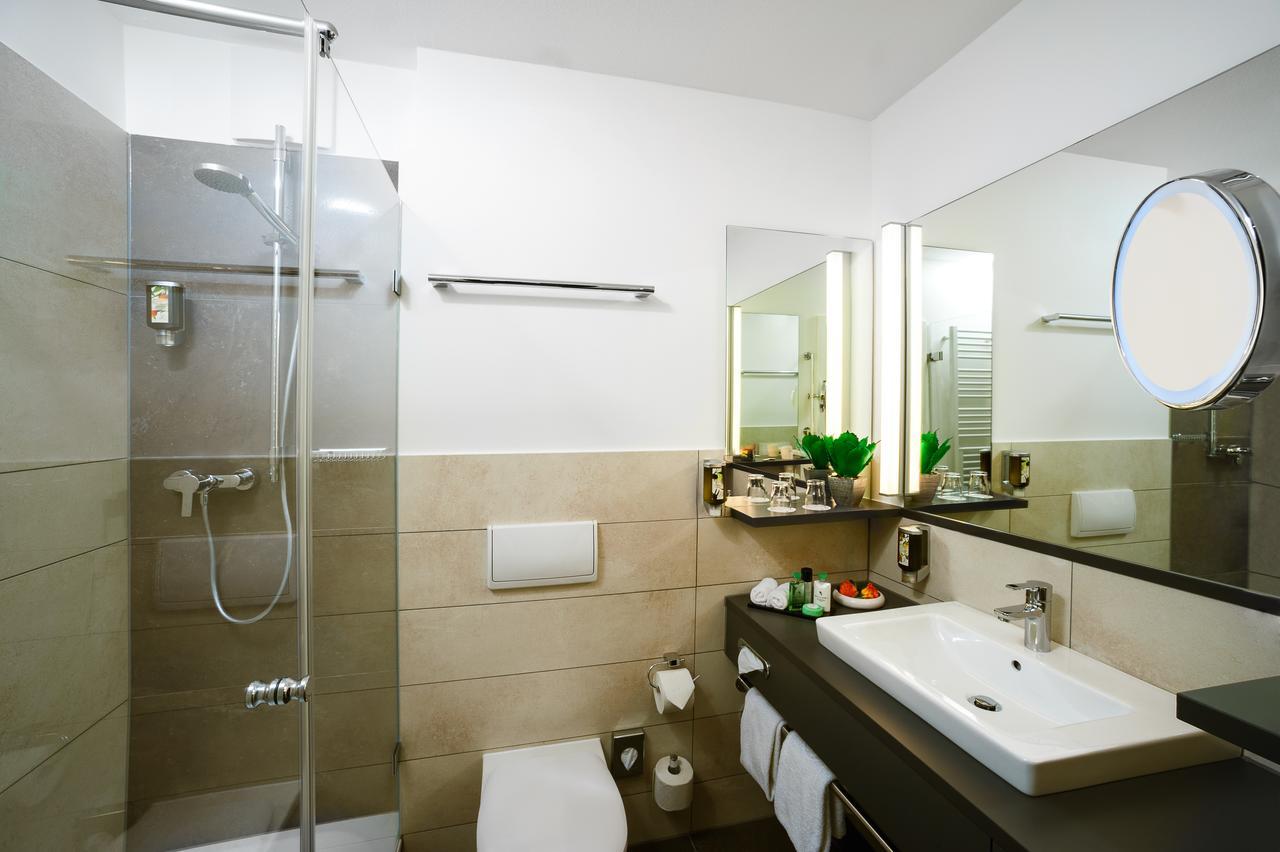 Doppelzimmer mit Balkon