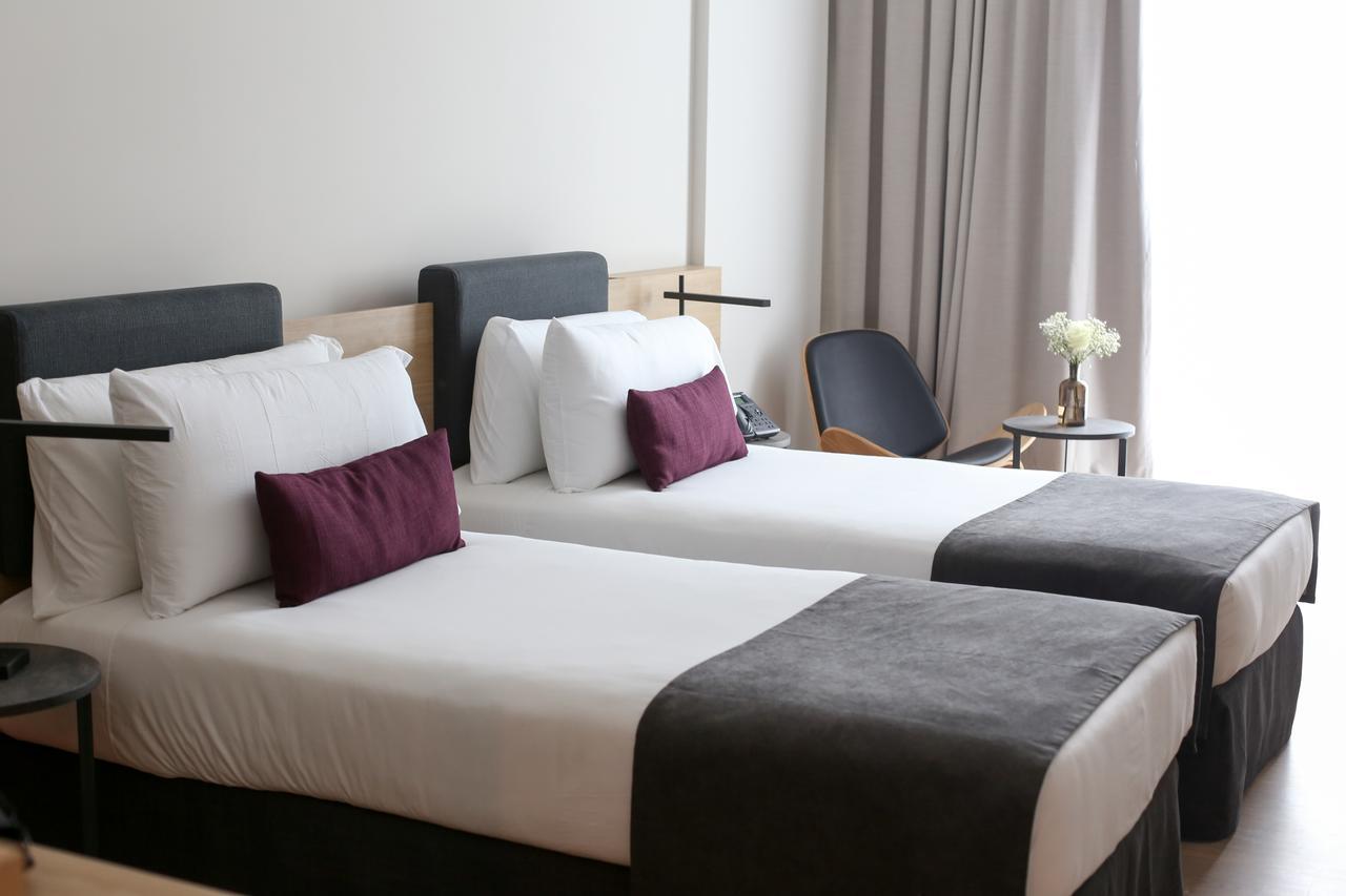 Business Twin Room - Non-Smoking