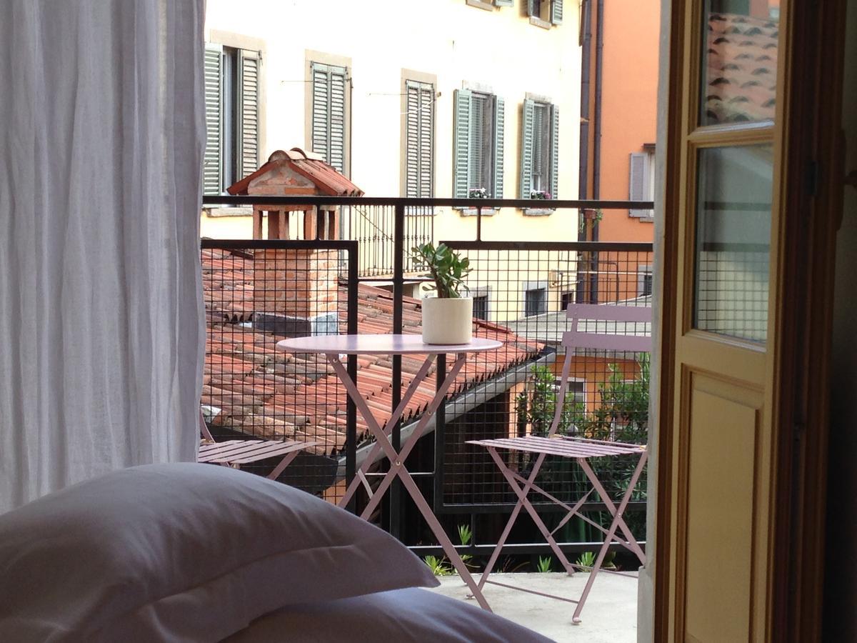 Studio mit Balkon