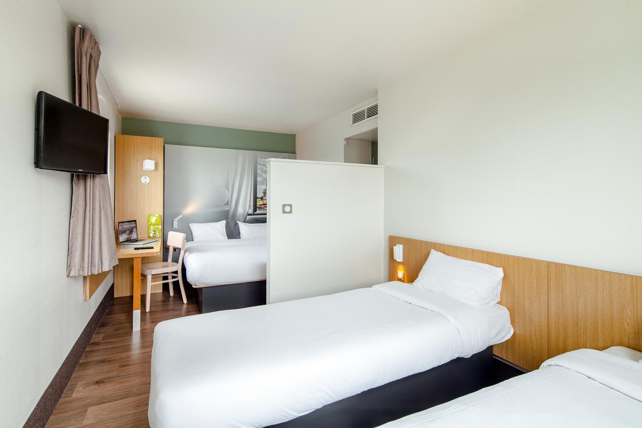 Chambre Quadruple - Non-Fumeurs