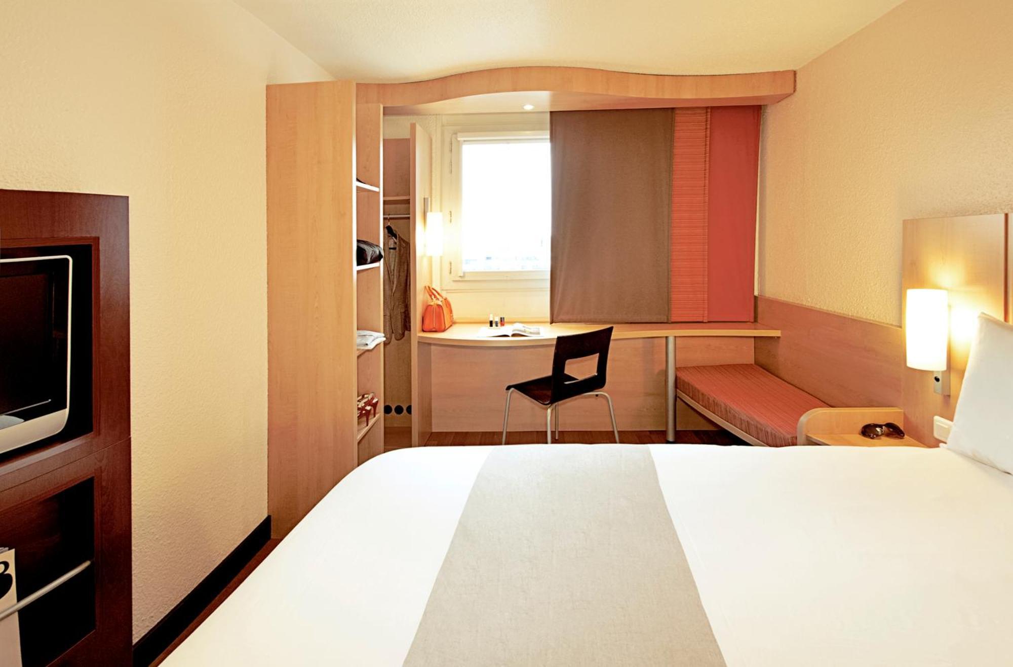 Standard One Double Bed