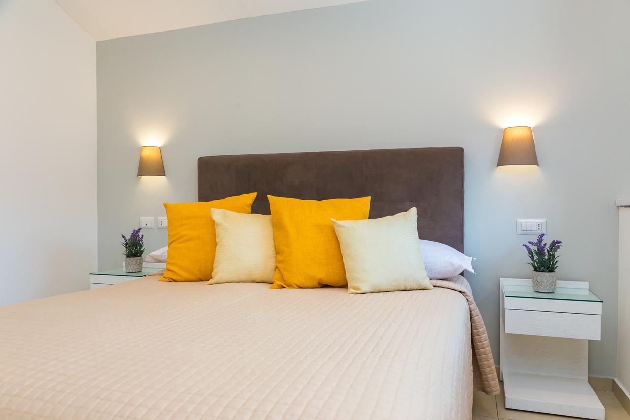 Double Room,645143577:JPEG