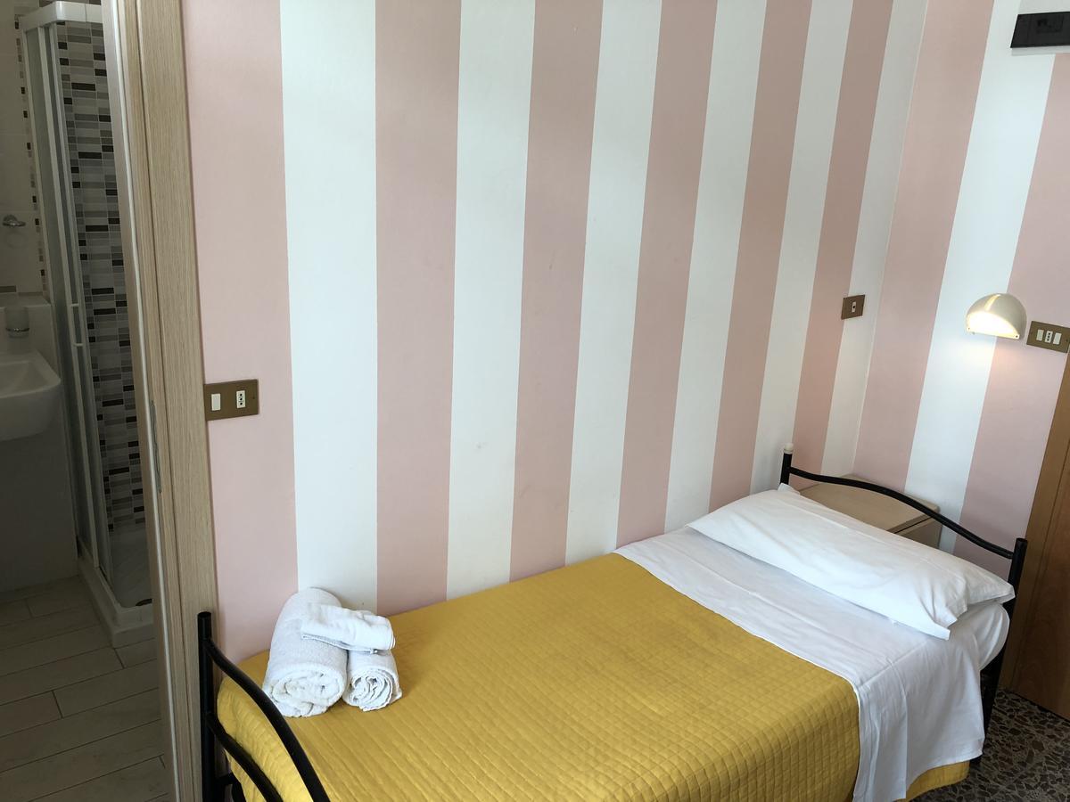 Single Room Balcony