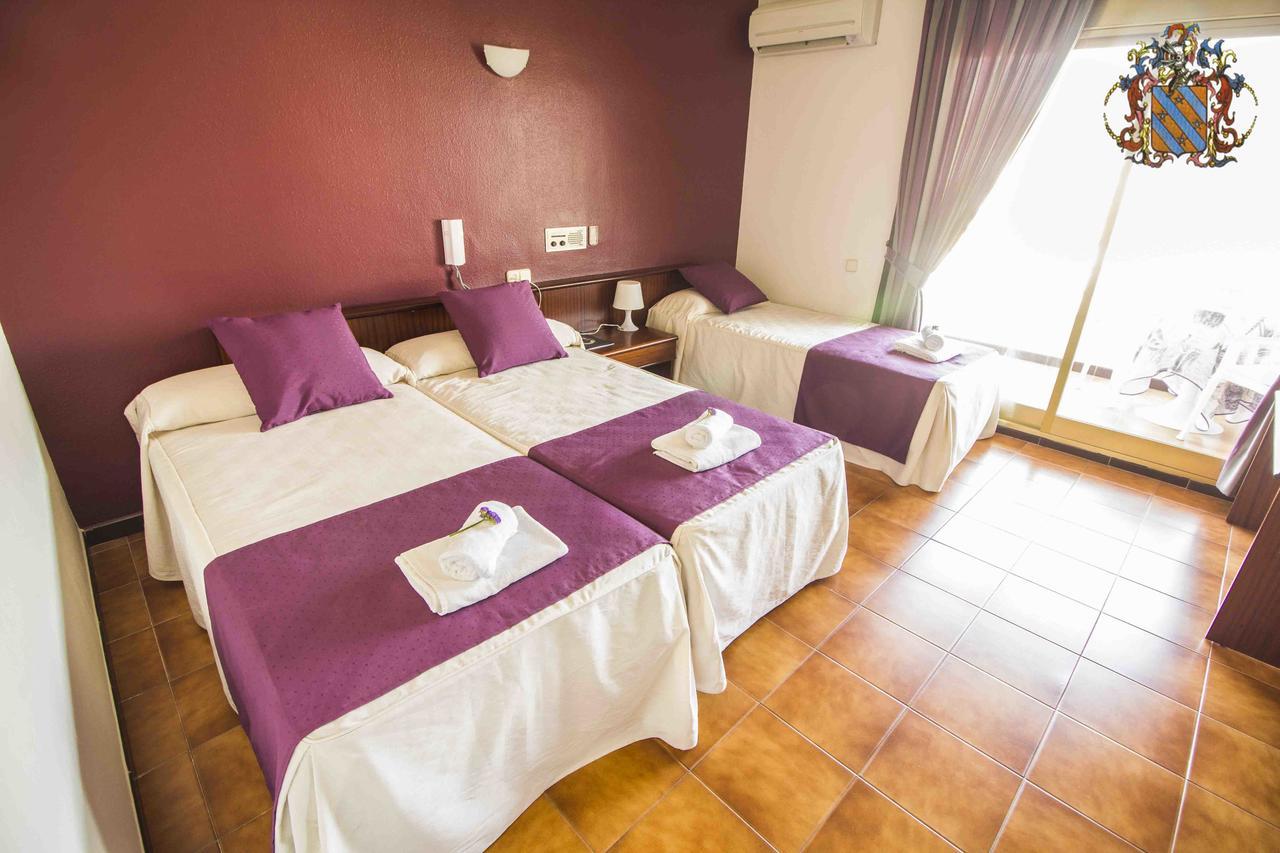 Triple Room Balcony