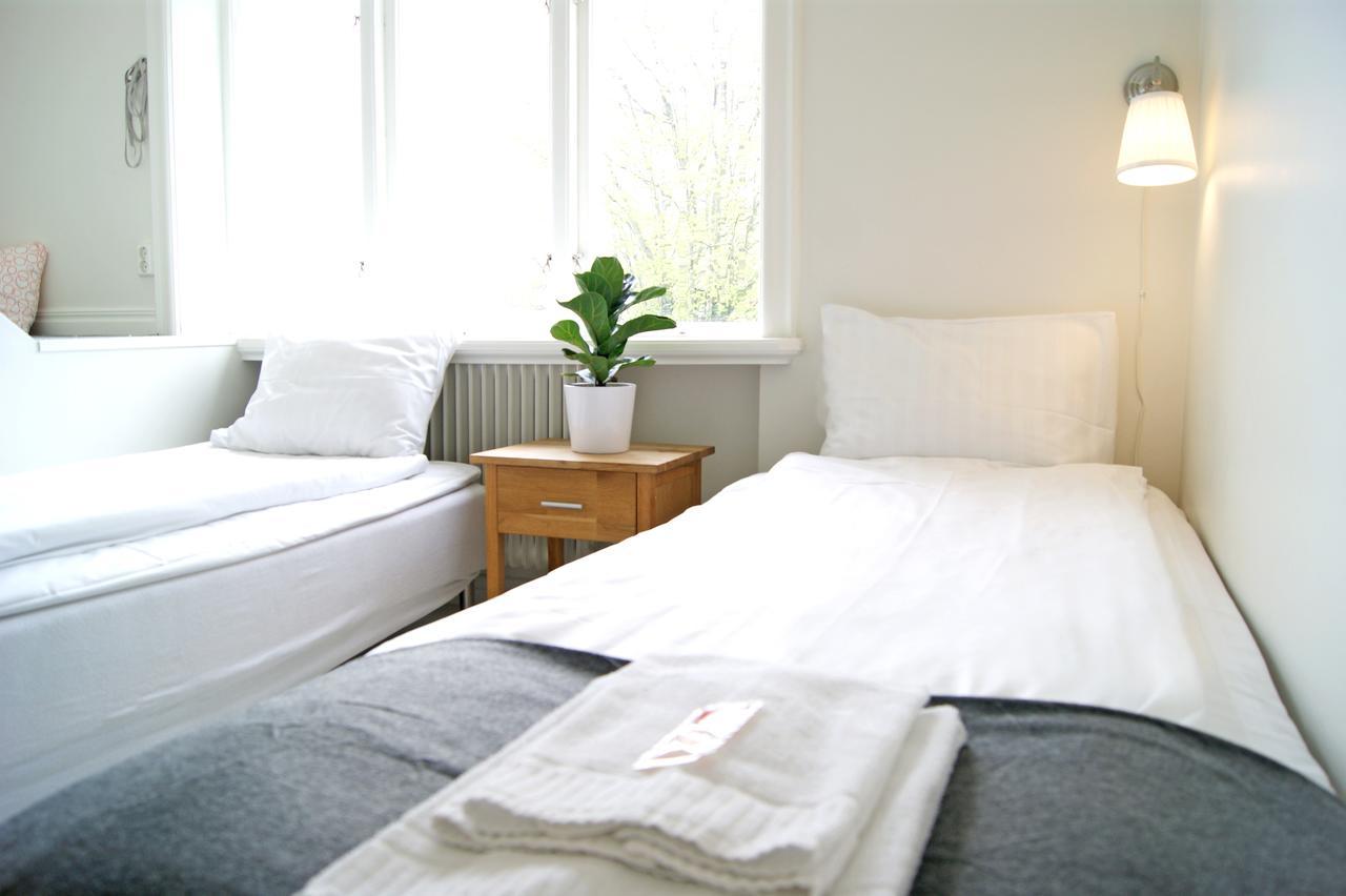 Small Double Room with Shared Bathroom