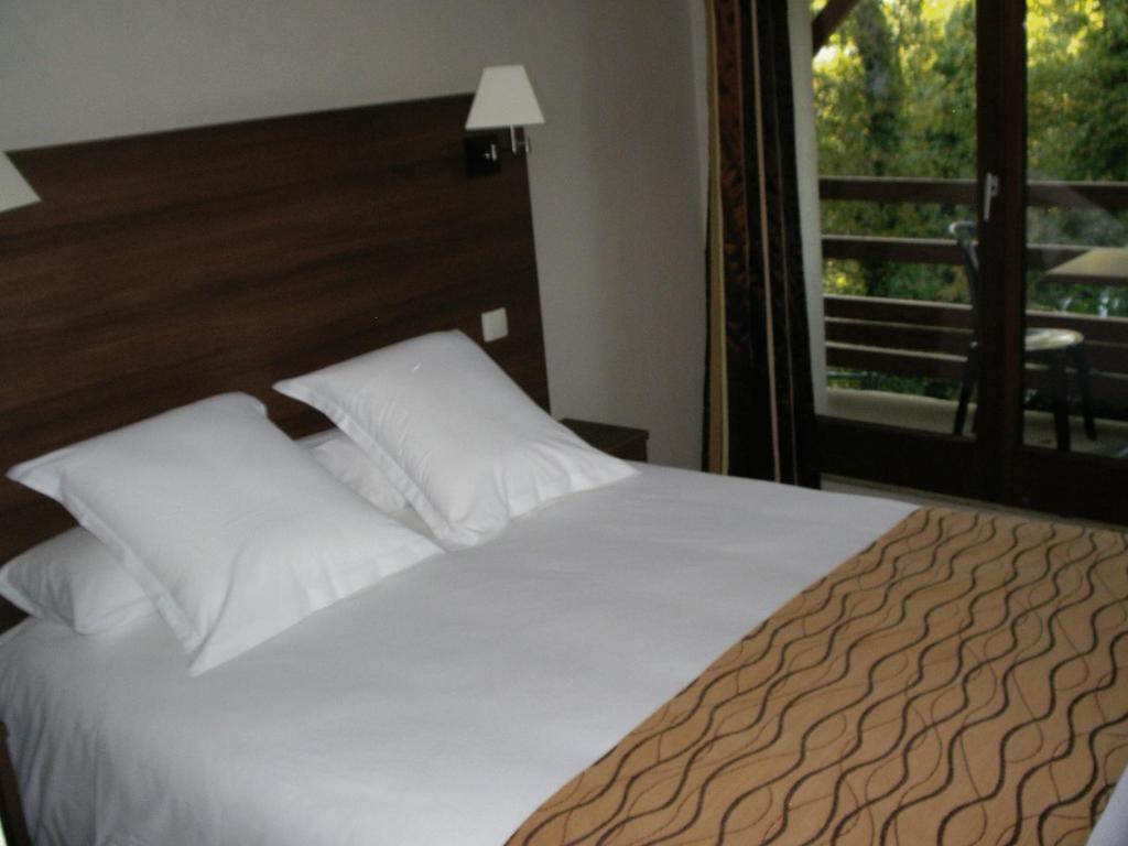 Standard Double Room,698047713:JPEG