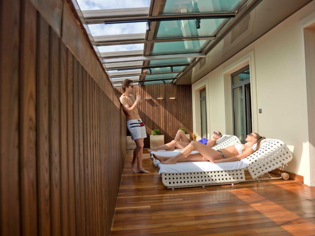 Luxury Double Room with Terrace
