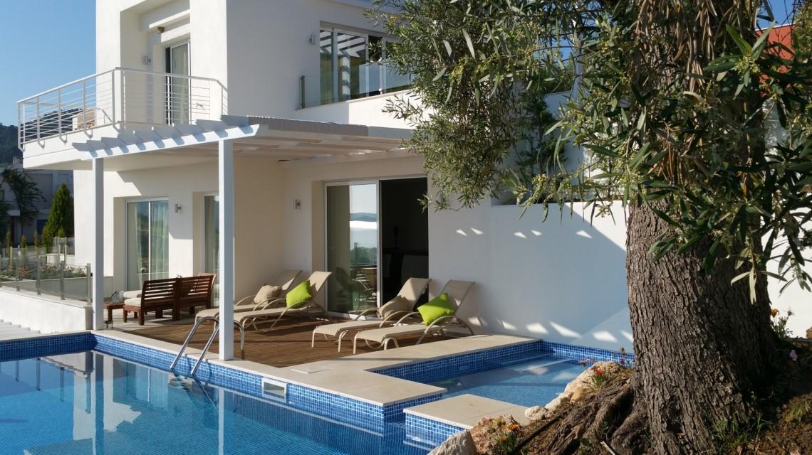 Exclusive Suite - 2 Bedroom with private pool