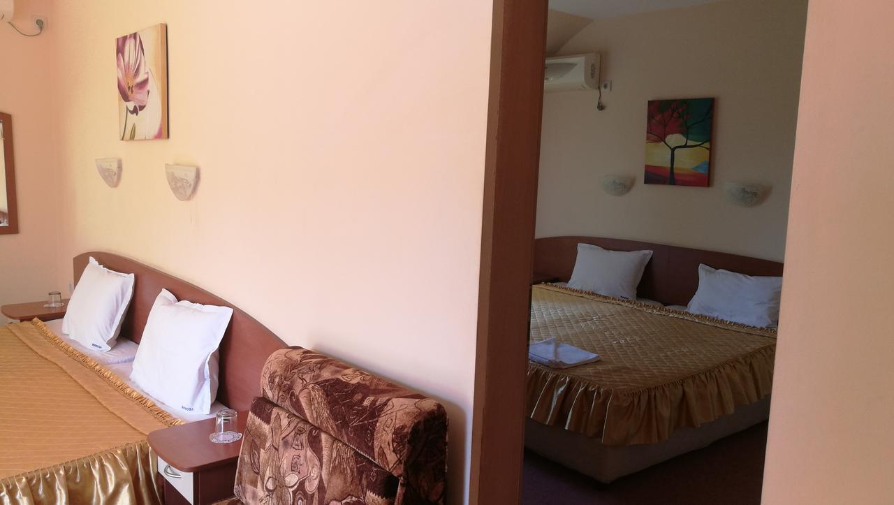 Familienzimmer mit Balkon