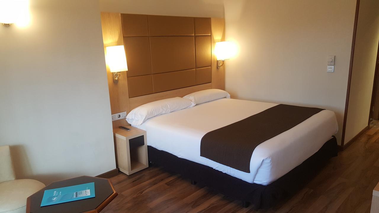 Two Double or Twin Room Connected