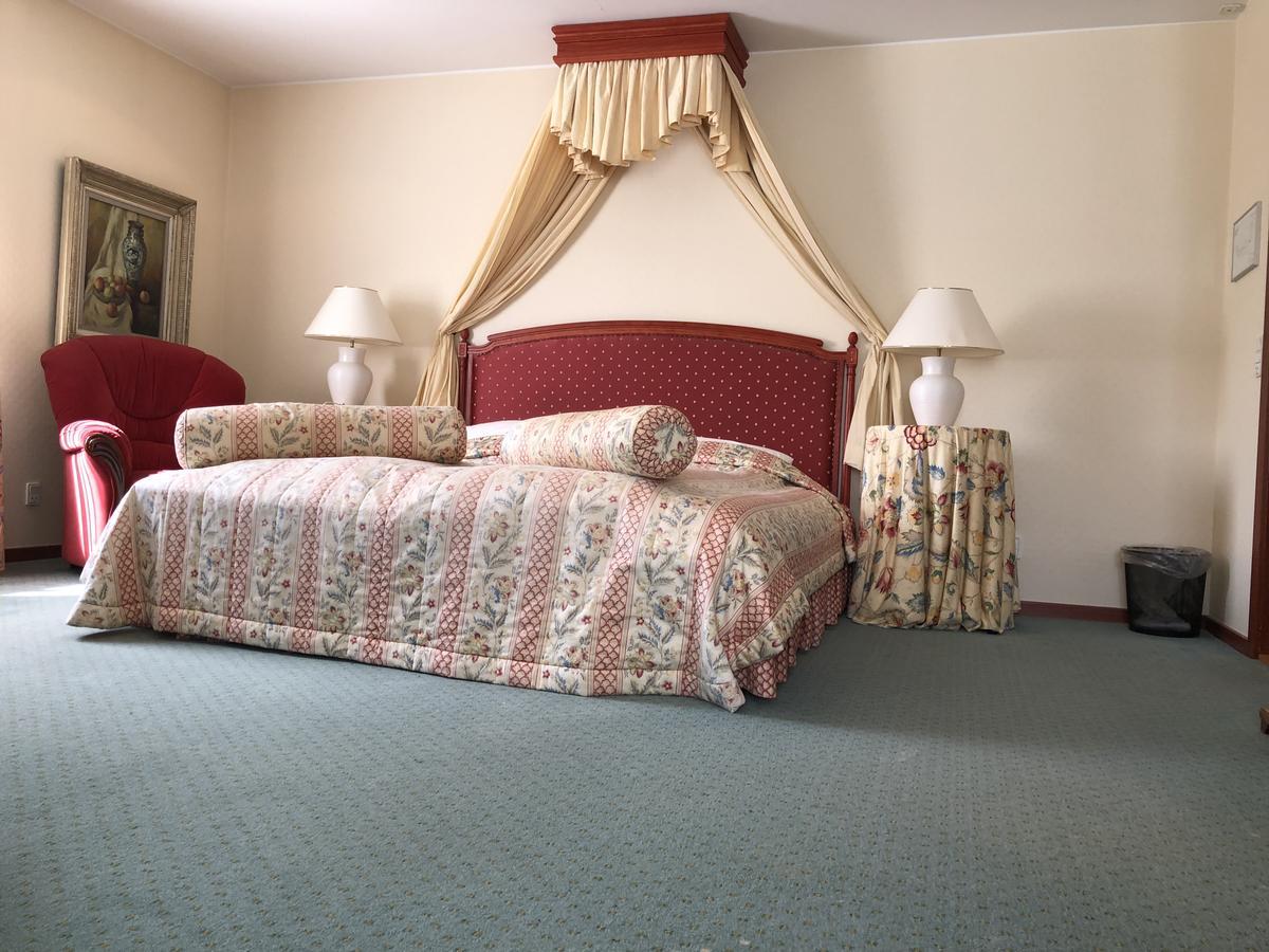 Double Room with Spa Bath