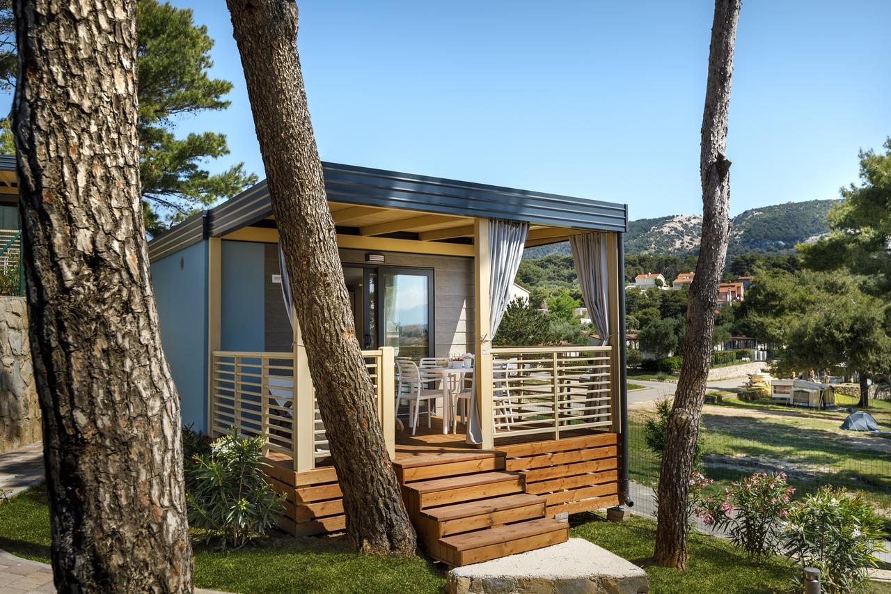 Hilltop Chalet 21,661967685:JPEG