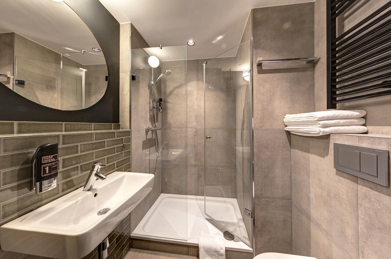 Superior Double or Twin Room,1773402545:JPEG