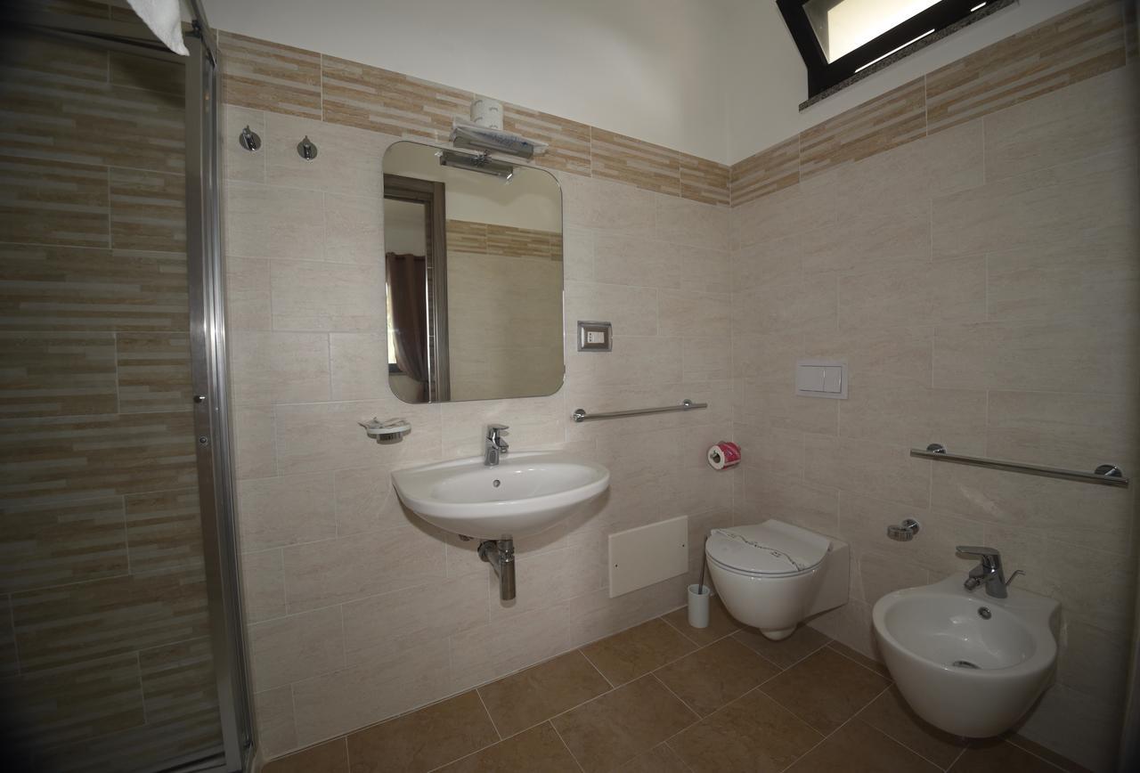 Double Room,1272030739:JPEG