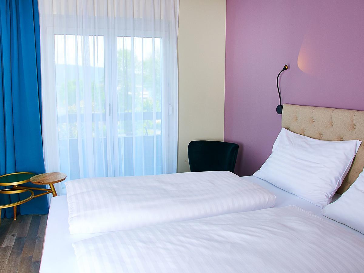 Doppelzimmer mit Balkon
