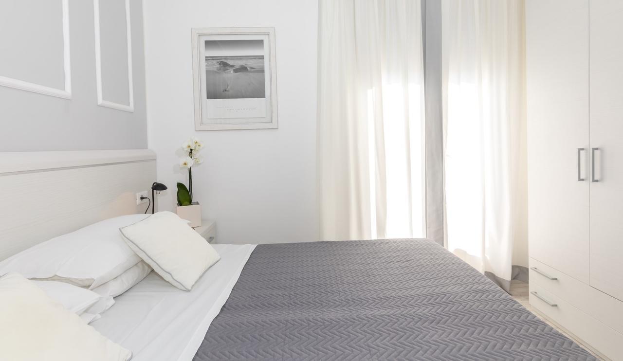 Double or Twin Room Partial Sea View